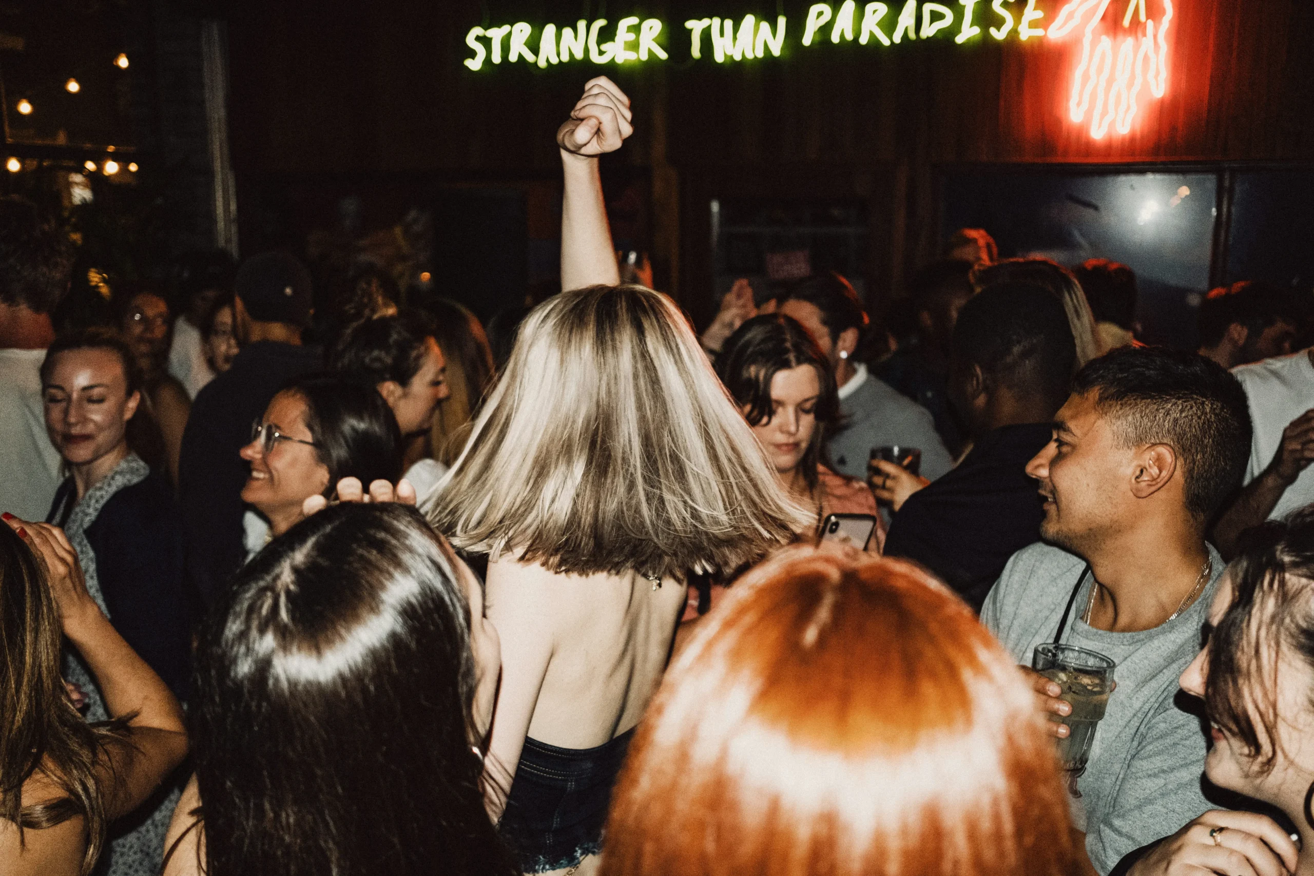 Live Music Entertainment UK – DJ Sax Piano UK