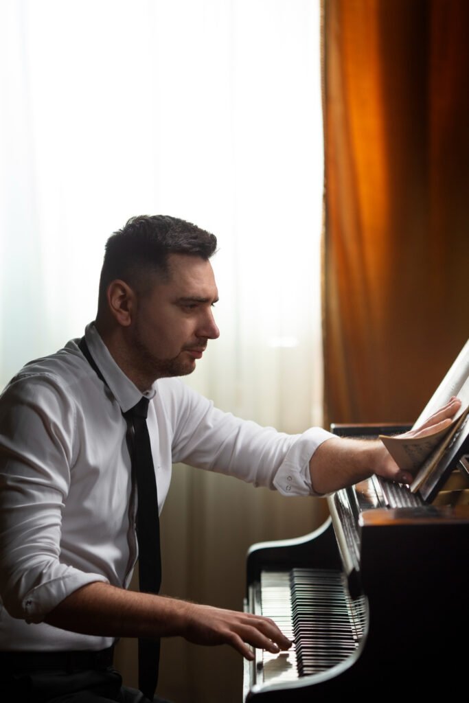 Wedding Party DJ Entertainment – DJ Sax Piano UK